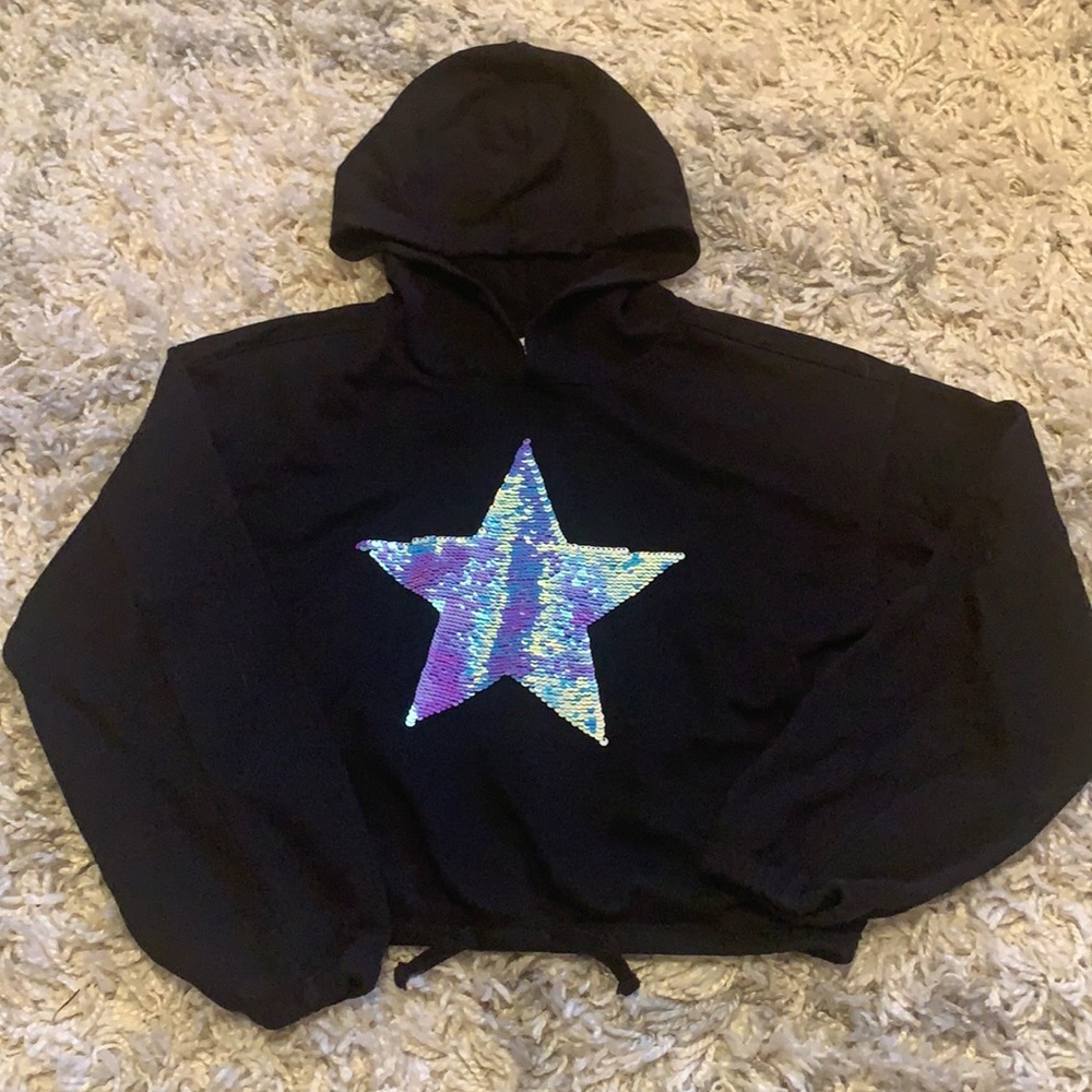 Black cropped hoodie with flip star, girls size 10-12.